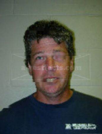 Christopher W Elledge