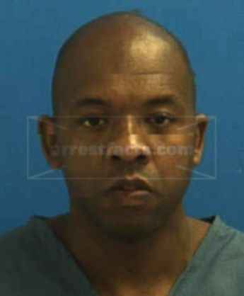 Larry D Crayton