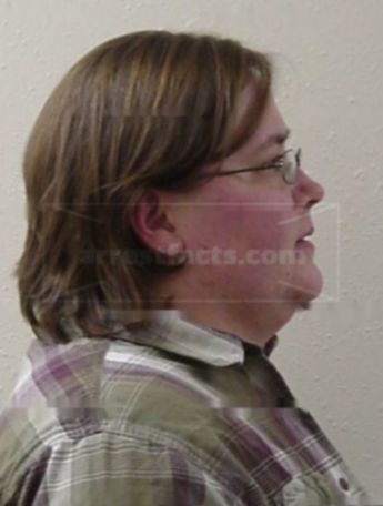 Tricia L Chartrand