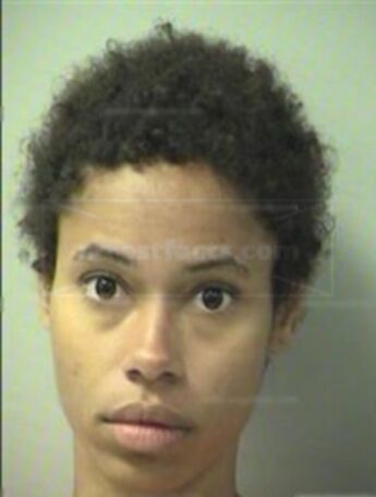Deandra M Mouzon