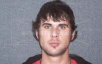 Kyle J Cavett