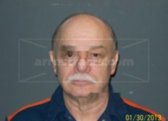 Kenneth J Hollenbeck