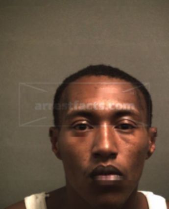 Hjarien Leraun Moore