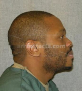 Kevin L Woods
