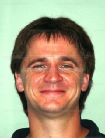 Wayne G Schutz