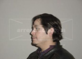 Jose G Quinonez