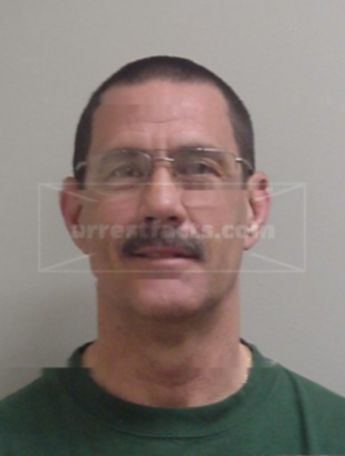 Richard J Dammon