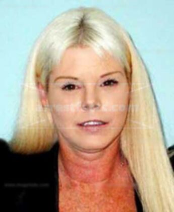 Connie C Newbeck