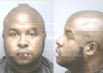 Courtney Lamont Holmes