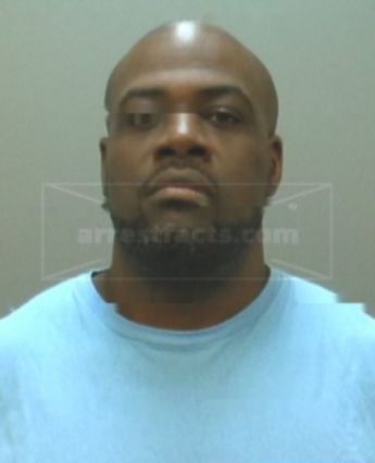 Montrail Deon Riley