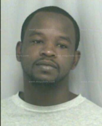 Marcus D Turner