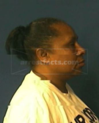 Larita V Thomas