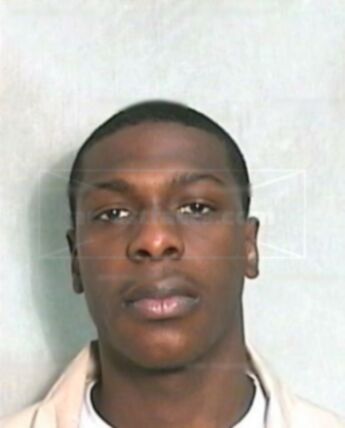 Shamaar R Davis