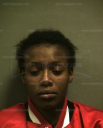 Jeneisha Le'sha Woods