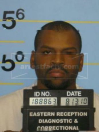 Robert D Moorehead