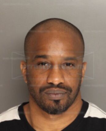 Damon L Wingo