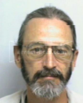Everett W Smallen