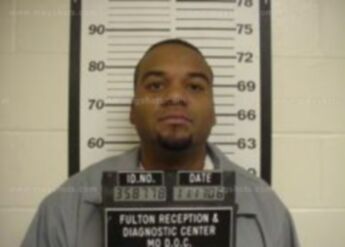 Antonio L Hayes
