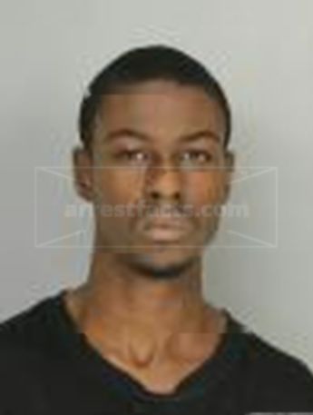 Santravious Savon Smith
