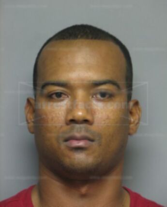 Hector L Robert