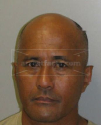 Gregory J Villanueva