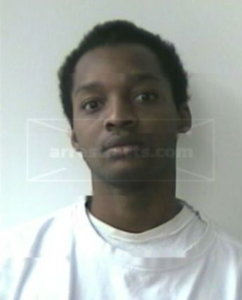 Darrius S Roberts
