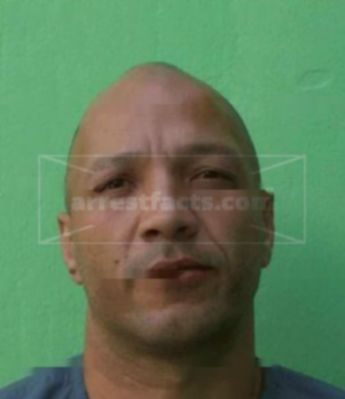 Carlos L Toro-Santiago