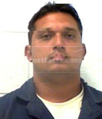 Robert Estrada Thomas