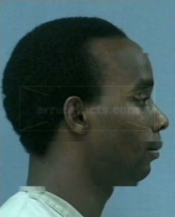 Deangelo R Henderson