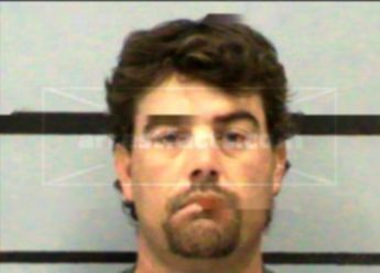 Travis Wayne Graves