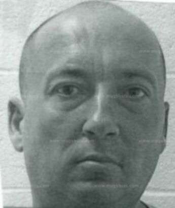 Michael J Mclagan