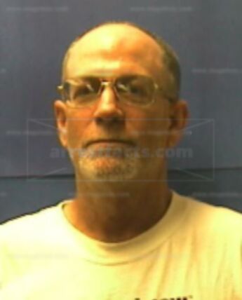 Kenneth M Mcanally