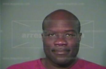 Antonio Demarco Roberts