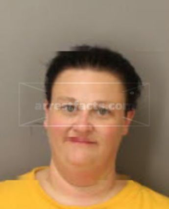Amanda L Treadwell