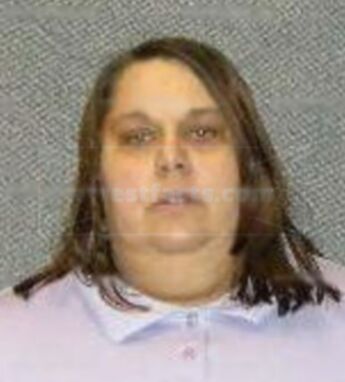 Tracy L Mills
