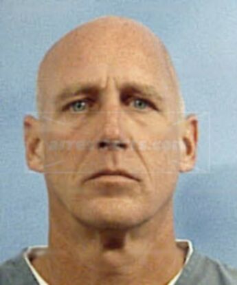 Jeffery L Stinogel