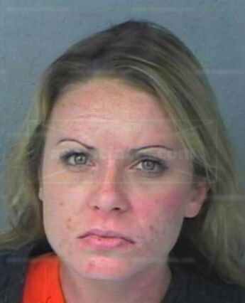 Lesley Lauren Peeler