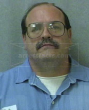 Alan L Bitner