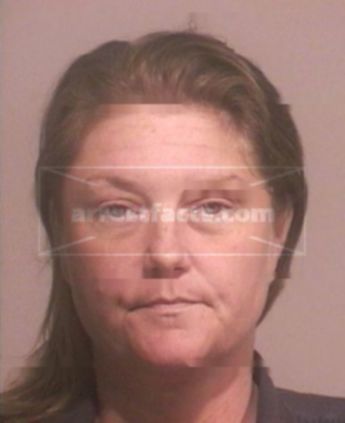 Leslie A Daniels