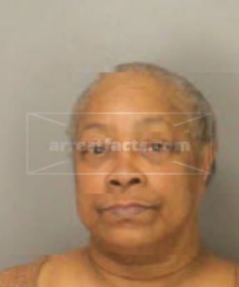 Edna E Smith