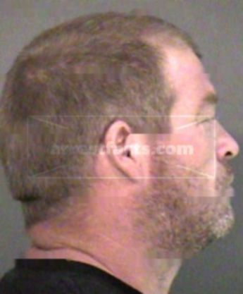 Roger L Boyett
