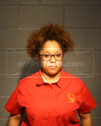 Aryanna M Davis