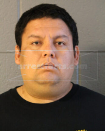 Jose L Mendoza
