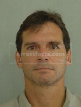 Carl L Lincoln