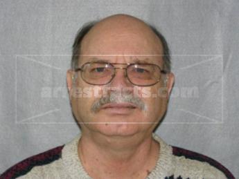 Stephen D Tussing