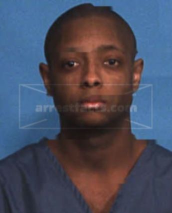 Lonnie C Holmes