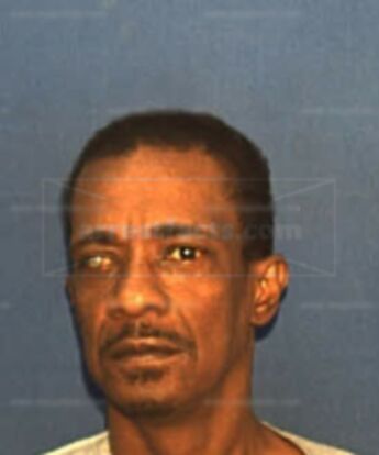 Travis L Staton