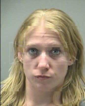 Amanda E Mccombs