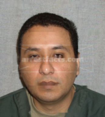 Oscar L Ruiz