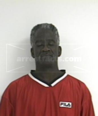 Robert Earl Moten